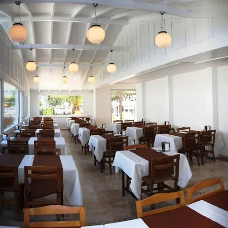 Club Munamar Beach Resort Hotel-3